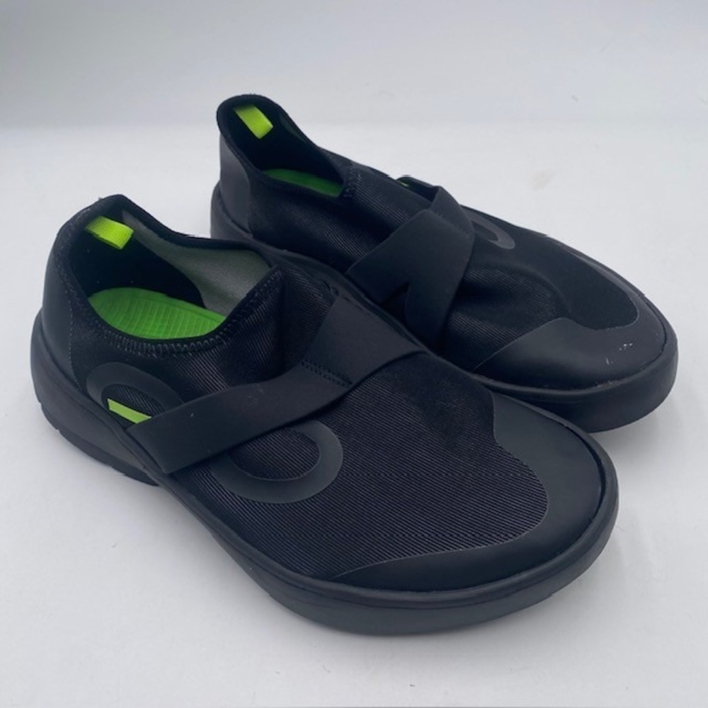 Oofos OOmg Low Recovery Shoes Mens 8 Womens 10 Black Lime Mesh Slip On Sneaker